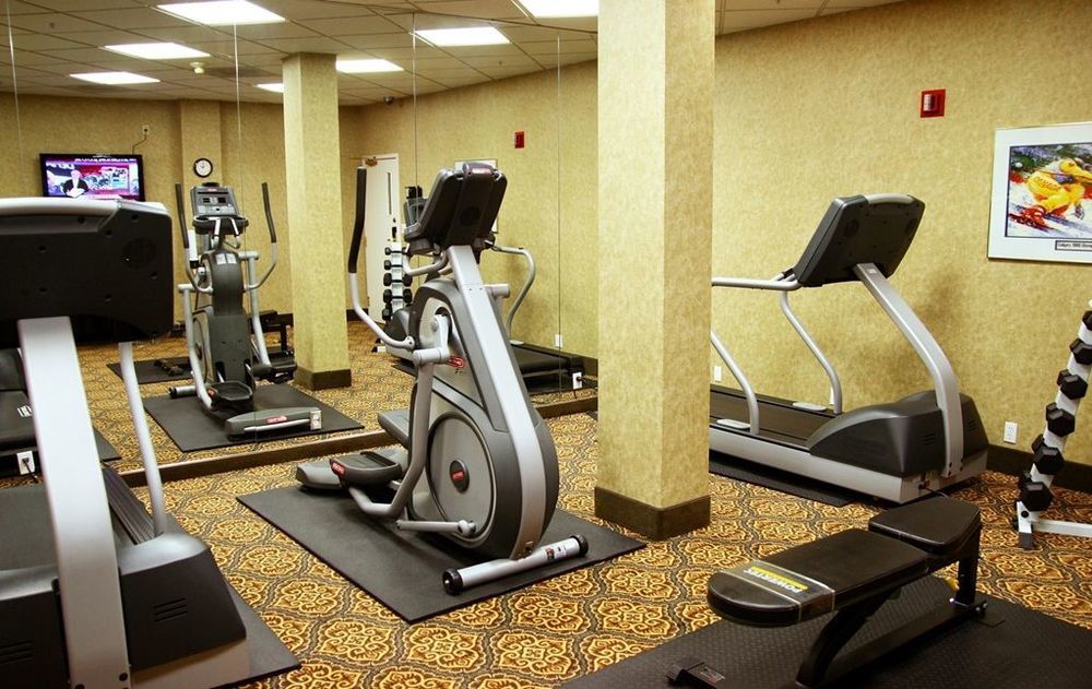 Hampton Inn & Suites By Hilton Calgary-Airport Съоръжения снимка